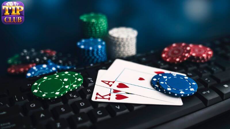 Tựa game Poker trong sảnh game bài Tipclub